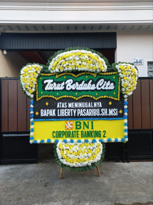 Papan Bunga Duka di Banten