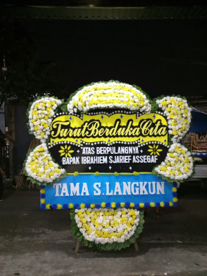 Papan Bunga Duka di Banten
