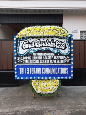 Papan Bunga Duka di Banten